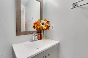 905 Alexander Stewart Dr, Hillsborough, NC 27278 - Photo 5