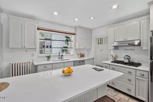 1917 W Club Blvd, Durham, NC 27705 - Photo 21