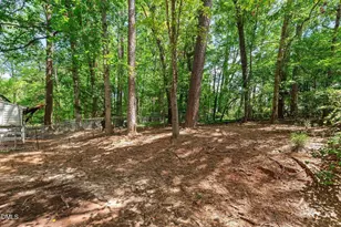 725/727 Carolina Ave, Raleigh, NC 27606 - Photo 17