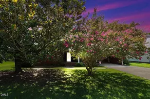 301 Flamingo Dr, Clayton, NC 27520 - Photo 5