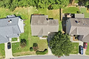 107 Holmhurst Ct, Cary, NC 27519 - Photo 49