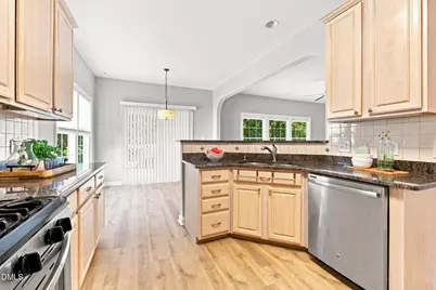 107 Holmhurst Court, Cary, NC 27519 - Photo 15