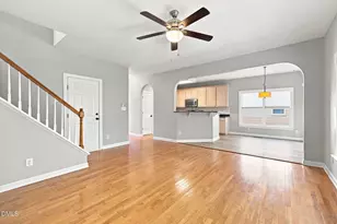 107 Holmhurst Ct, Cary, NC 27519 - Photo 19