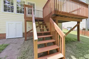 107 Holmhurst Ct, Cary, NC 27519 - Photo 45
