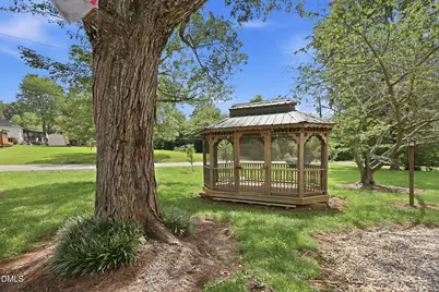 401 N 9th Street, Mebane, NC 27302 - Photo 37