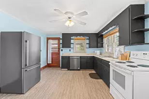1022 S Pollock St, Selma, NC 27576 - Photo 11