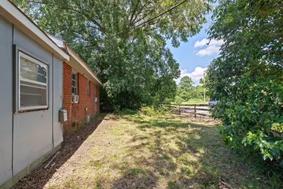 1022 S Pollock Street, Selma, NC 27576 - Photo 5