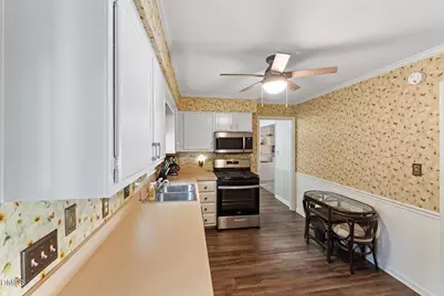 109 Burkwood Lane, Raleigh, NC 27609 - Photo 9