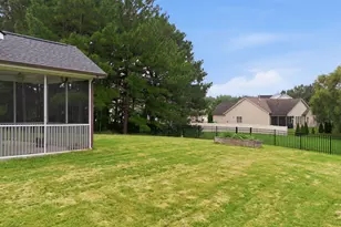 1404 Sage Tree Dr, Zebulon, NC 27597 - Photo 31