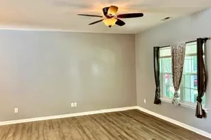 939 Ileagnes Rd, Raleigh, NC 27603 - Photo 5