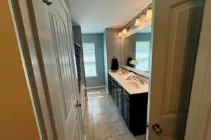939 Ileagnes Rd, Raleigh, NC 27603 - Photo 29