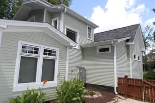 705 Hinsdale St, Raleigh, NC 27605 - Photo 9