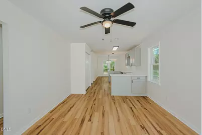 404 Walker Avenue, Graham, NC 27253 - Photo 3
