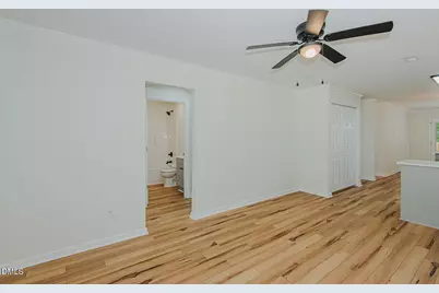 404 Walker Avenue, Graham, NC 27253 - Photo 15