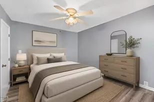 1431 Collegiate Cir, Raleigh, NC 27606 - Photo 11