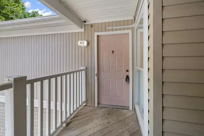 1431 Collegiate Circle #303, Raleigh, NC 27606 - Photo 3