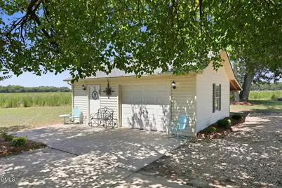 913 W Core Road, Dunn, NC 28334 - Photo 27