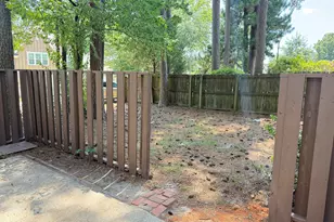4401 Bleeker Ct, Raleigh, NC 27606 - Photo 7