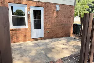 4401 Bleeker Ct, Raleigh, NC 27606 - Photo 11