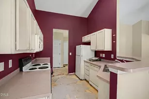 2572 Chadwick Pl, Durham, NC 27704 - Photo 9