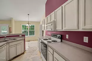 2572 Chadwick Pl, Durham, NC 27704 - Photo 11