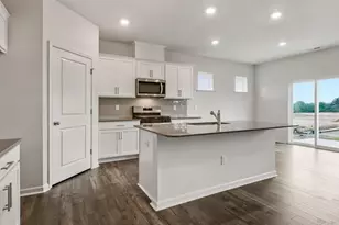 713 Sparkling Pear Dr, Fuquay-Varina, NC 27592 - Photo 5
