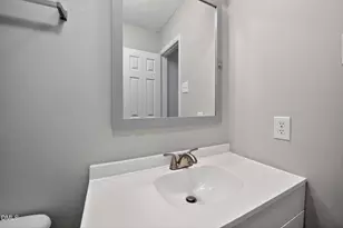 407 Kirkcaldy Ct, Fayetteville, NC 28314 - Photo 15
