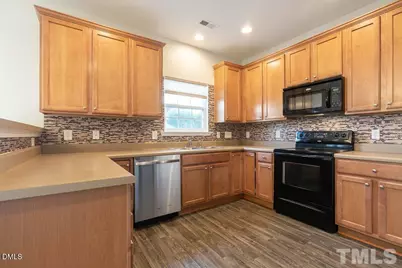 401 Wellspring Drive, Holly Springs, NC 27540 - Photo 9