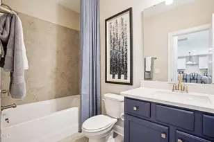 7209 Blue Run Ln, Raleigh, NC 27604 - Photo 5