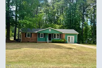 231 Pineland Avenue, Clayton, NC 27520 - Photo 1