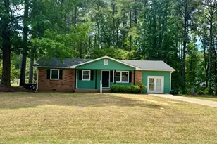 231 Pineland Ave, Clayton, NC 27520 - Photo 1