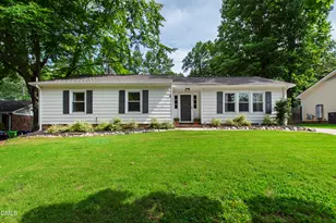 709 Dawnwood Ct, Raleigh, NC 27609 - Photo 1