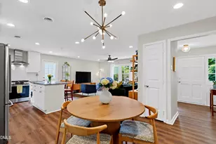 709 Dawnwood Ct, Raleigh, NC 27609 - Photo 15