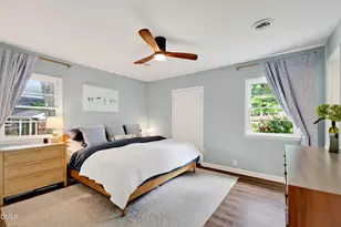 709 Dawnwood Ct, Raleigh, NC 27609 - Photo 23