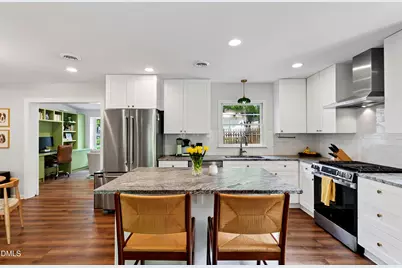 709 Dawnwood Court, Raleigh, NC 27609 - Photo 13