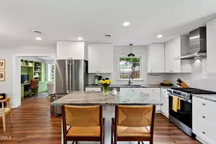 709 Dawnwood Ct, Raleigh, NC 27609 - Photo 13
