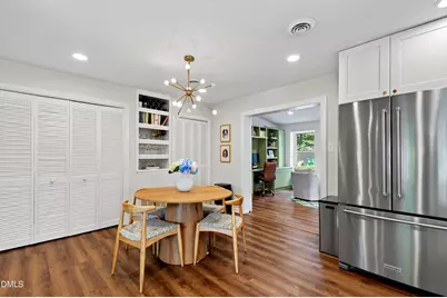 709 Dawnwood Court, Raleigh, NC 27609 - Photo 17