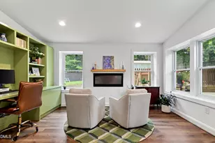 709 Dawnwood Ct, Raleigh, NC 27609 - Photo 19