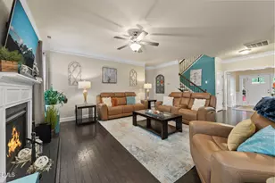 51 E Calvert Ct, Clayton, NC 27527 - Photo 9