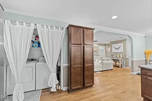 6109 Whittier Dr, Raleigh, NC 27609 - Photo 15