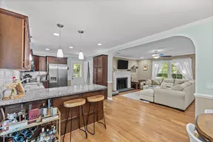 6109 Whittier Dr, Raleigh, NC 27609 - Photo 9