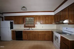 1406 Bloomingdale Dr, Cary, NC 27511 - Photo 5