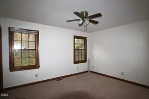 1406 Bloomingdale Dr, Cary, NC 27511 - Photo 9