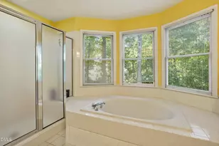 203 Widecombe Ct, Cary, NC 27513 - Photo 17