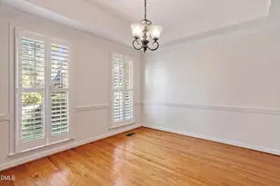 203 Widecombe Ct, Cary, NC 27513 - Photo 5