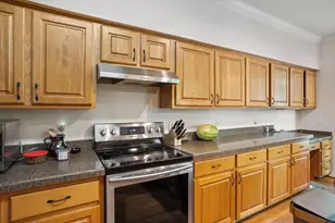 203 Widecombe Ct, Cary, NC 27513 - Photo 5