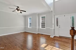 110 Drakewood Pl, Cary, NC 27518 - Photo 5