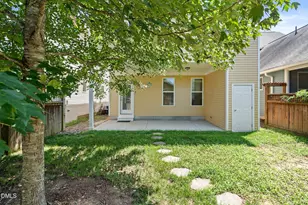 19 Pokeberry Bend Dr, Chapel Hill, NC 27516 - Photo 31