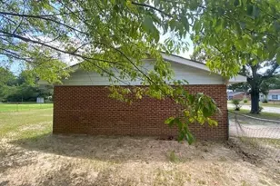 5514 Livingston Dr, Fayetteville, NC 28311 - Photo 3