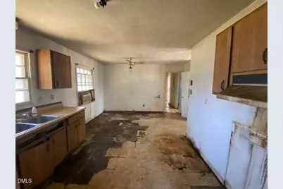 5514 Livingston Drive, Fayetteville, NC 28311 - Photo 13
